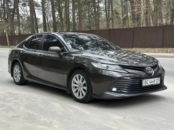 Авто Toyota Camry 2018 № 8800204