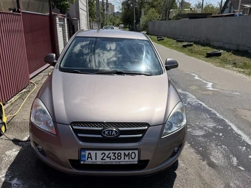 Авто KIA Cee X27 D 2009 № 8800226
