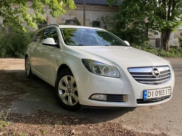 Авто Opel Insignia 2013 № 8800239