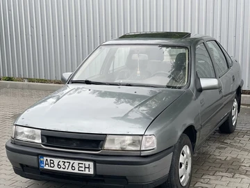 Авто Opel Vectra 1990 № 8800242