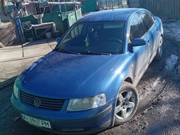 Авто Volkswagen Passat Sedan 1997 № 8800249