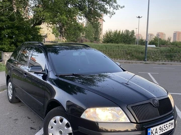 Авто Skoda Octavia 2005 № 8800341