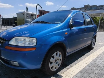 Авто Chevrolet Aveo 2005 № 8800357