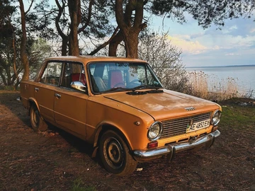Авто ВАЗ 2101 1982 № 8800446