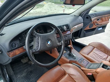 Авто BMW 5 Серия 2001 № 8800458