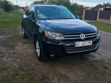 Авто Volkswagen Touareg 2012 № 8800570