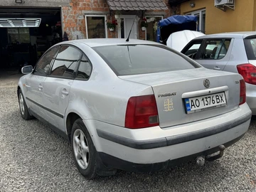 Авто Volkswagen Passat Sedan 1998 № 8800588