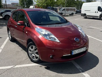 Авто Nissan Leaf 2013 № 8800623