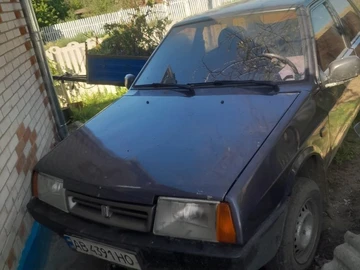 Авто ВАЗ 2109 1996 № 8800628