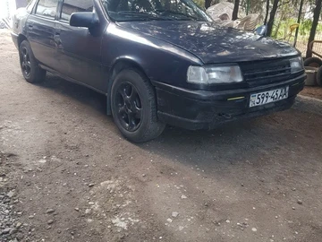 Авто Opel Vectra 1990 № 8800770