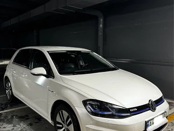 Авто Volkswagen Golf 2017 № 8800777