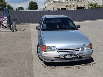 Авто Opel Kadett 1988 № 8800782