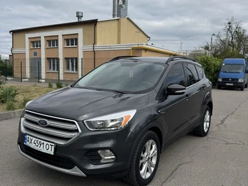 Авто Ford Escape 2017 № 8800872