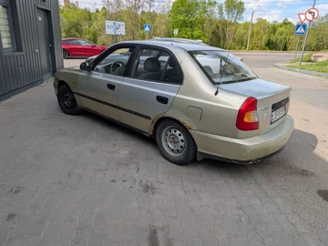 Авто Hyundai Accent 2000 № 8800881