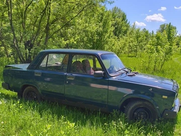 Авто ВАЗ 2107 1996 № 8800950