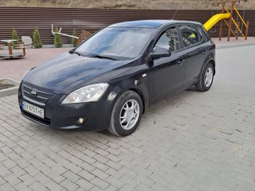 Авто KIA Cee X27 D 2007 № 8800975