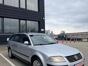 Авто Volkswagen Passat Variant 2003 № 8800979