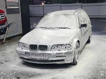 Авто BMW 3 Серия 2000 № 8801003
