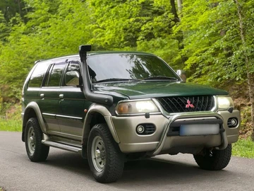 Авто Mitsubishi Pajero Sport 2002 № 8801004