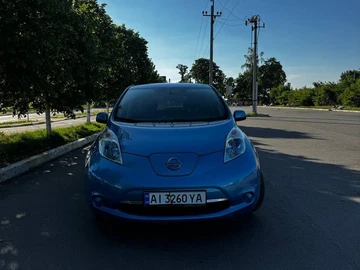 Авто Nissan Leaf 2013 № 8801046