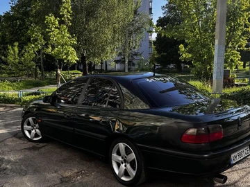 Авто Opel Omega 1995 № 8801058