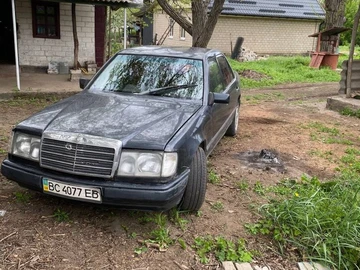 Авто Mercedes W124 1987 № 8801078