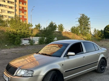 Авто Skoda Superb 2005 № 8801407