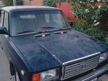 Авто ВАЗ 2107 1986 № 8801422