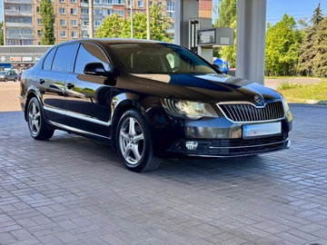 Авто Skoda Superb 2014 № 8801831