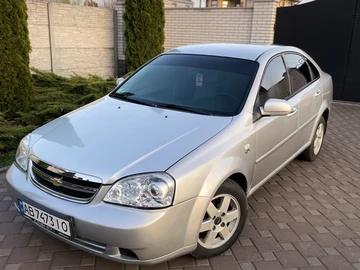 Авто Chevrolet Lacetti 2004 № 8802013