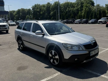 Авто Skoda Octavia Scout 2010 № 8802212