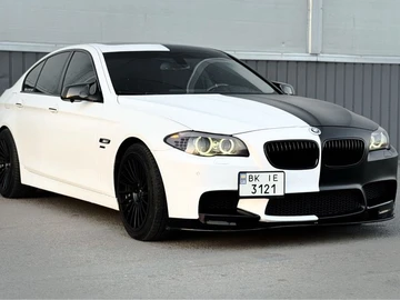 Авто BMW 5 Серия 2010 № 8802278