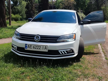 Авто Volkswagen Jetta 2015 № 8802314