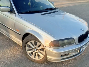 Авто BMW 3 Серия 2001 № 8802325