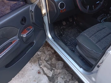 Авто Chevrolet Aveo 2007 № 8802416