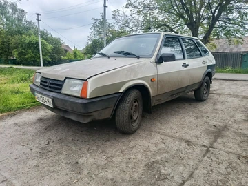 Авто ВАЗ 2109 1998 № 8802449