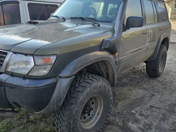 Авто Nissan Patrol 1998 № 8802586