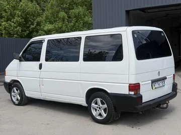 Авто Volkswagen Transporter 1997 № 8802610