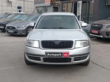 Авто Skoda Superb 2005 № 8802646