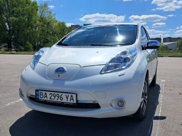 Авто Nissan Leaf 2014 № 8802801