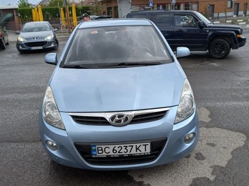 Авто Hyundai I20 2011 № 8802803