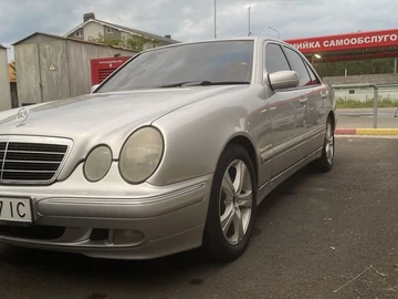Авто Mercedes E Серия 2000 № 8802817