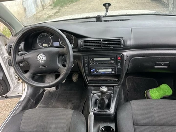 Авто Volkswagen Passat Hatchback 2002 № 8802825