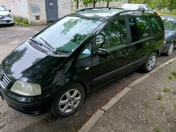 Авто Volkswagen Sharan 2003 № 8802950