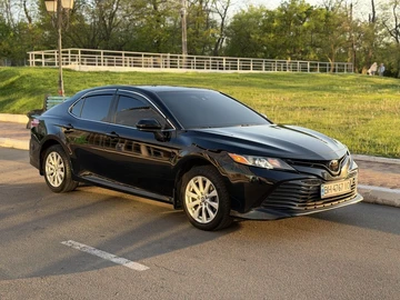 Авто Toyota Camry 2018 № 8802983