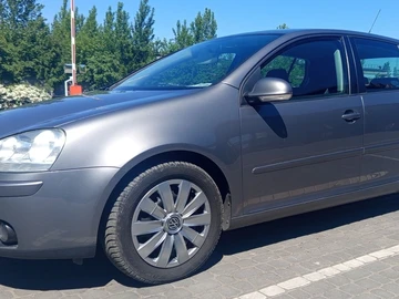 Авто Volkswagen Golf 2007 № 8803049