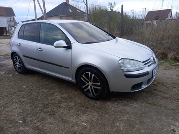 Авто Volkswagen Golf 2004 № 8803375