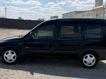 Авто Opel Combo 2002 № 8803388