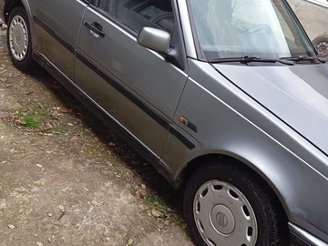 Авто Volvo 240 1992 № 8803403