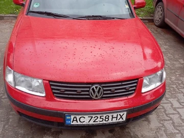 Авто Volkswagen Passat Variant 1999 № 8803404